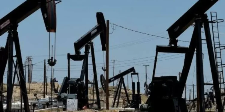 Opep+ sorprende con nuevo aumento de producción: 411.000 barriles diarios en junio