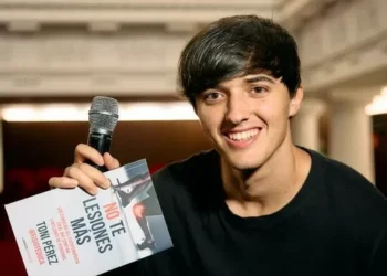 Toni Pérez, fisioterapeuta: “Entrenar fuerza debe espécimen tan importante como lavarse los dientes”