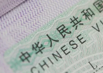 China otorga excepción de visa a cinco países de Suramérica, pero deja exterior a Colombia