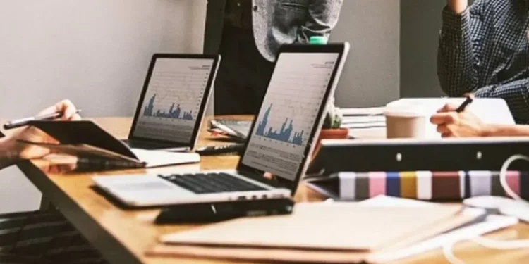 Horarios laborales de baja calidad, un nuevo flagelo en los Estados Unidos