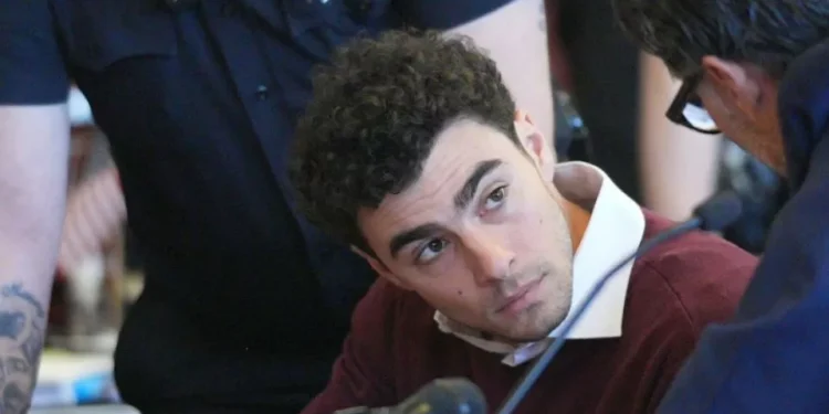 Revelan escritos de Luigi Mangione previos al homicidio del CEO de UnitedHealthCare