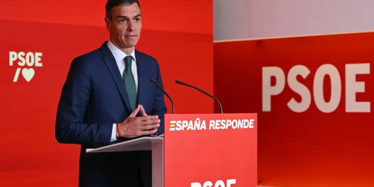 “Debemos y vamos a continuar”, dijo el presidente de España anta escándalo de corrupción de su partido