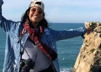 Hallan muerta a la brasileña de 26 años que cayó por un vacío de un volcán de Indonesia