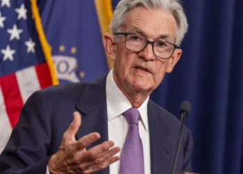 Powell afirma que hay indeterminación ‘inusual elevada’ y mayor expectativa de inflación