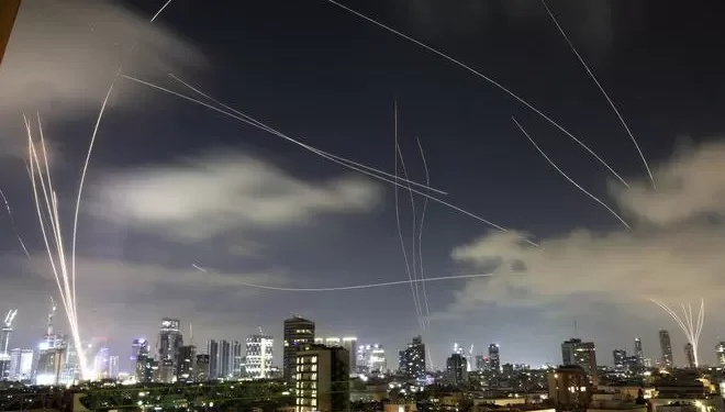 Trump dice que Israel e Irán han acordado un “agudo el fuego total” y avanza el fin de la guerra