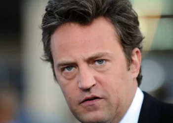 esencial médico acusado por sobredosis del actor Matthew Perry se declara culpable