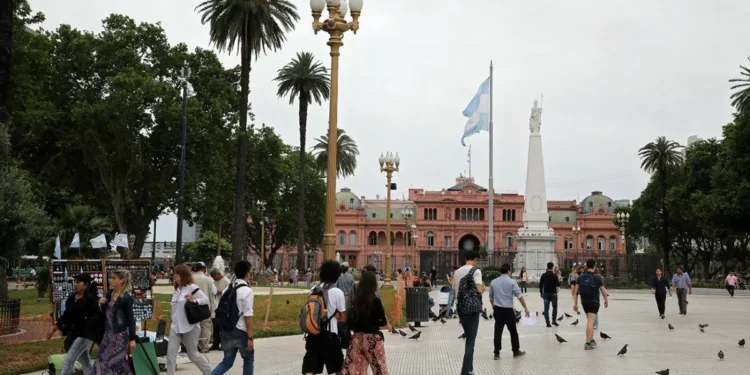 Entró en vigencia la resarcimiento migratoria en Argentina, que también afecta a los uruguayos