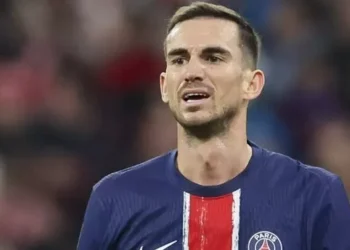 Detienen a repetición menores cuando intentaban robar en la casa de Fabián Ruiz