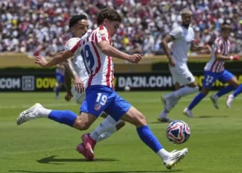 Indignación en el Atlético: “Vamos a seguir tocándole los huevos a los que están en lo alto”