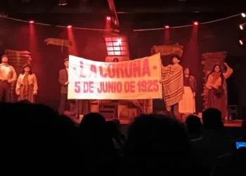  “Coruña, la disgusto de los vientos” se estrena con rotundo éxito y emociona al público en Sala Veteranos del 79