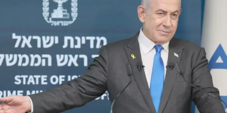 Donald Trump pide indulto o cancelar juicio a Netanyahu por corrupción