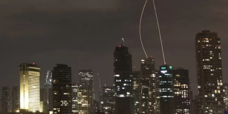 Otro cruce de ataques entre Israel e Irán: balanceo del tercer día de conflicto