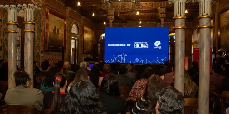 Compañía Antifaz y Cerro Colorado | BHP celebraron sortija para la continuidad del Festival FINTDAZ