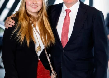 El rey Guillermo de Holanda da la última hora sobre la lozanía de su hija Amalia tras su operación de urgencia