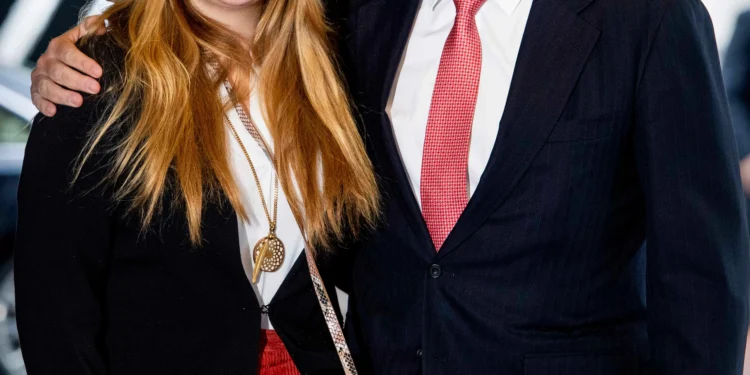 El rey Guillermo de Holanda da la última hora sobre la lozanía de su hija Amalia tras su operación de urgencia