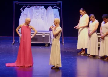 Mes del desdén: FINTDAZ presentará “Nosotras las monstruas” en el Salón Municipal Tarapacá