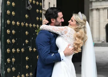 Angie Rigueiro, presentadora de Deportes, celebra una boda de “cuento de hadas”