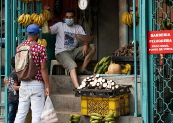 Maduro afirma que economía de Venezuela creció más de un 6% en el bis trimestre