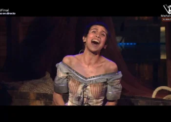 Melani gana ‘Tu Cara Me Suena 12’ con una electrizante interpretación como Anne Hathaway