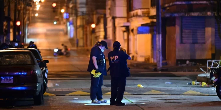 acometida armado de pandillas en funeral deja siete muertos y 13 heridos en Guatemala