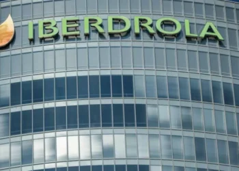 Iberdrola logra alianza para vender 50% de lotes de redes en Brasil