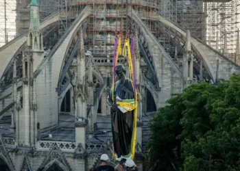 Devastadas por un ignición en 2019, las torres de Notre-Dame reabren al público el 20 de setiembre