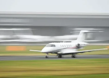 Ocho países quieren adelantar en los impuestos a los jets privados y las clases ejecutivas