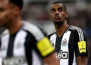 Isak, apartado de la gira de pretemporada del Newcastle