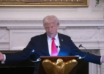 Donald Trump no podrá negar ciudadanía a nacidos en EE. UU.