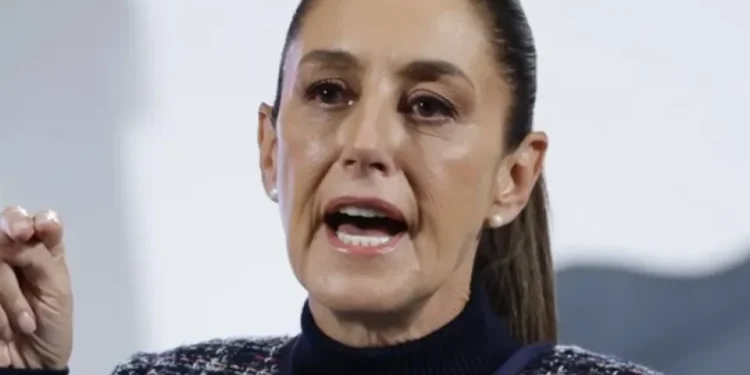 Sheinbaum critica borrador fiscal de EE. UU. que refuerza medidas contra los migrantes