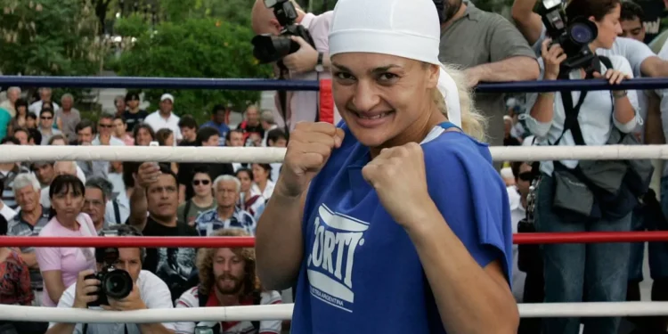 Murió a los 47 años la exboxeadora argentina Alejandra “Locomotora” Oliveras