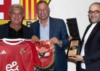 Recepción de Laporta al Al-Ahly egipcio