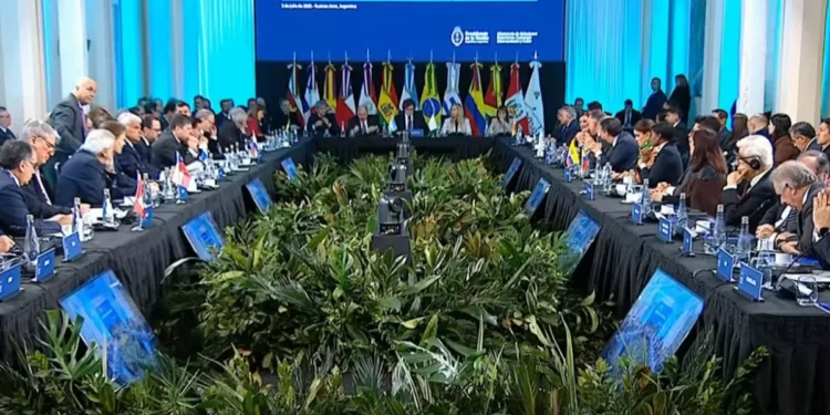 Cumbre del Mercosur: Yamandú Orsi participa por primera vez como deán en la reunión del bloque regional