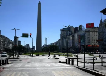 La justicia argentina rechazó por inconstitucional el decreto de Milei que limitaba el abogacía a huelga