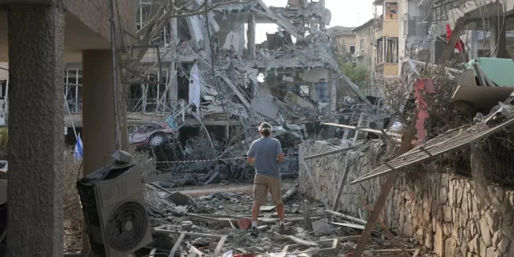 Al menos 40 muertos en nuevos ataques israelíes en Gaza