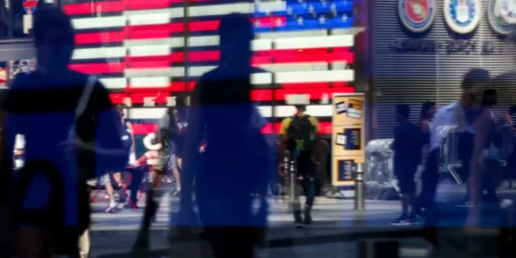 Futuros de las acciones estadounidenses cayeron por nuevos aranceles a la UE y México