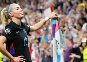 Inglaterra sobrevive al maravilla italiano y espera rival en la final de la Eurocopa