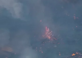 El incendio de un depósito de fuegos artificiales deja al aparte siete desaparecidos en California