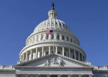 Quiénes son los políticos de EE. UU. que estarían interfiriendo en asuntos colombianos