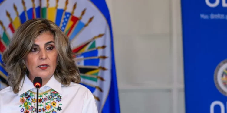La colombiana Laura Gil asume su cargo como secretaria universal adjunta de la OEA
