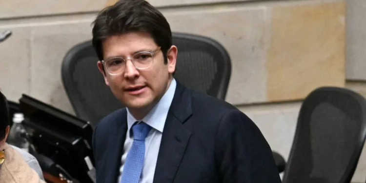 Murió Miguel Uribe, senador y solicitante a la Presidencia de Colombia baleado hace dos meses