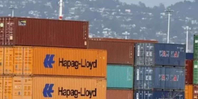 Trump anuncia que aplaza 90 días el ampliación de aranceles a México