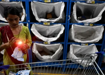 Exportadores indios alertan crisis por aranceles de EE. UU.