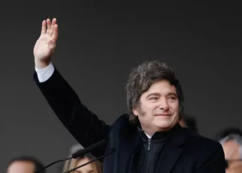 Milei lecho leyes de aumento a jubilados y de la emergencia en discapacidad