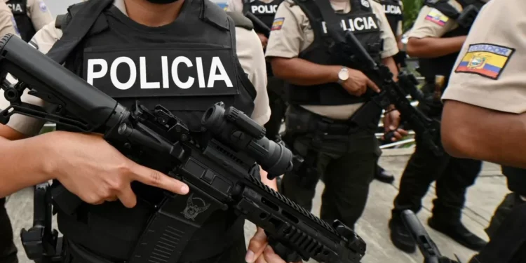 Masacre en Ecuador: con los rostros cubiertos y armas largas entraron a un billar y mataron a enganchón personas