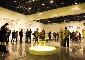 CCU en el arte invita a creadores nacionales a exponer en su espacio civilización a través de su convocatoria 2026