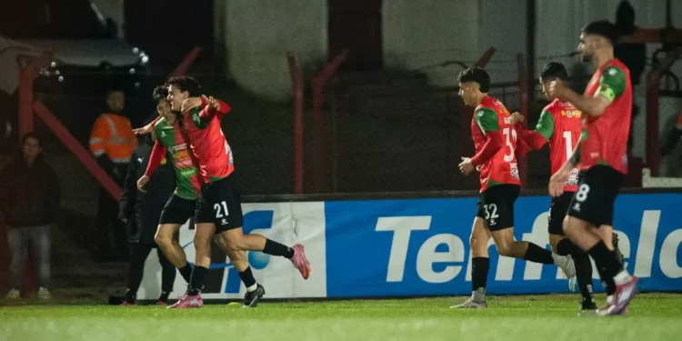 Boston River le ganó 2 a 1 a Peñarol con goles de Guillermo López y Agustín Albarracín