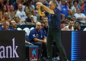 Scariolo: “Una prestación normal, en este edad, no nos sirve para poder competir”