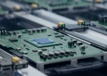 ‘Sacudón’ en el mercado asiático con anuncio de tarifa del 100% en semiconductores