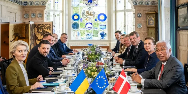 Dirigentes europeos acompañarán a Zelenski a la habitáculo Blanca el lunes, tras reunión de Putin y Trump